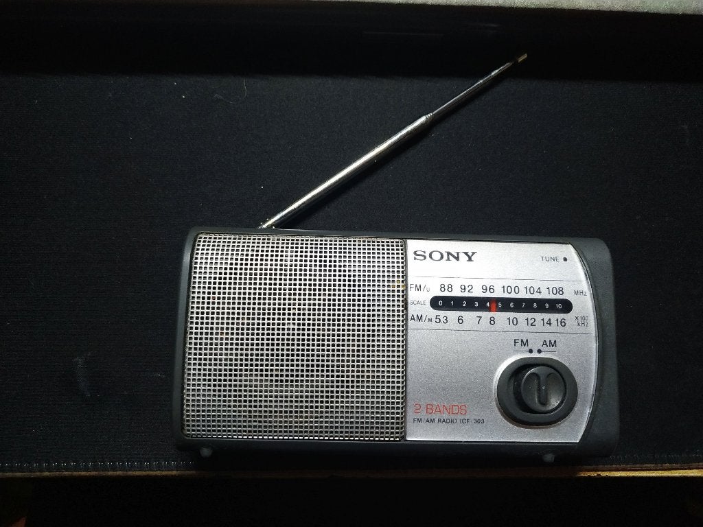Sony ICF-303 radio, Ophalen of Verzenden, Gebruikt, Radio