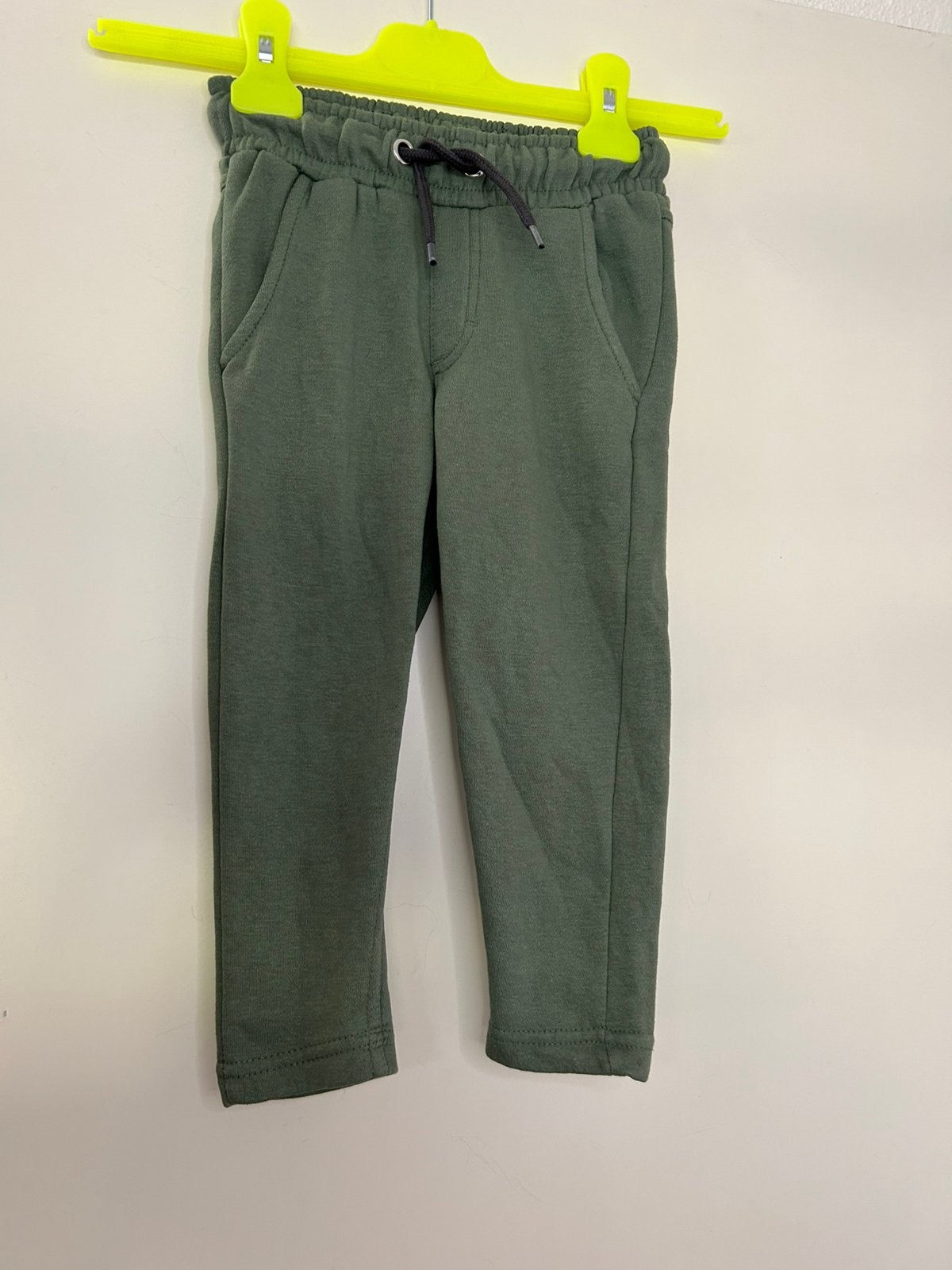 Groene jongens joggingbroek | Zeeman | maat 92 | als nieuw, Kinderen en Baby's, Kinderkleding | Maat 92, Ophalen of Verzenden