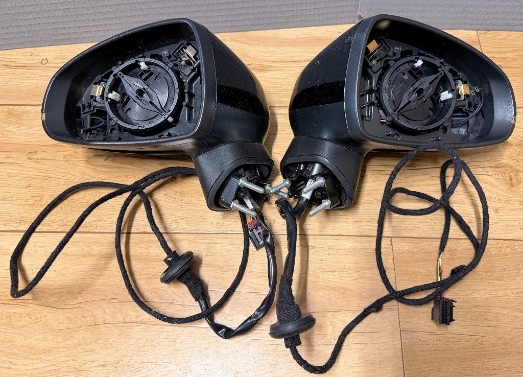 Set Audi A1 (2010-2018) spiegels incl. deurmodules en 1 glas, Ophalen, Gebruikt, Audi