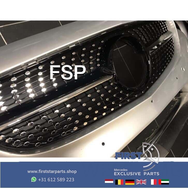 W205 C43 AMG Voorbumper Mercedes C Klasse 2014-2019 + gril, Auto-onderdelen, Gebruikt, -, Voor, Ophalen of Verzenden