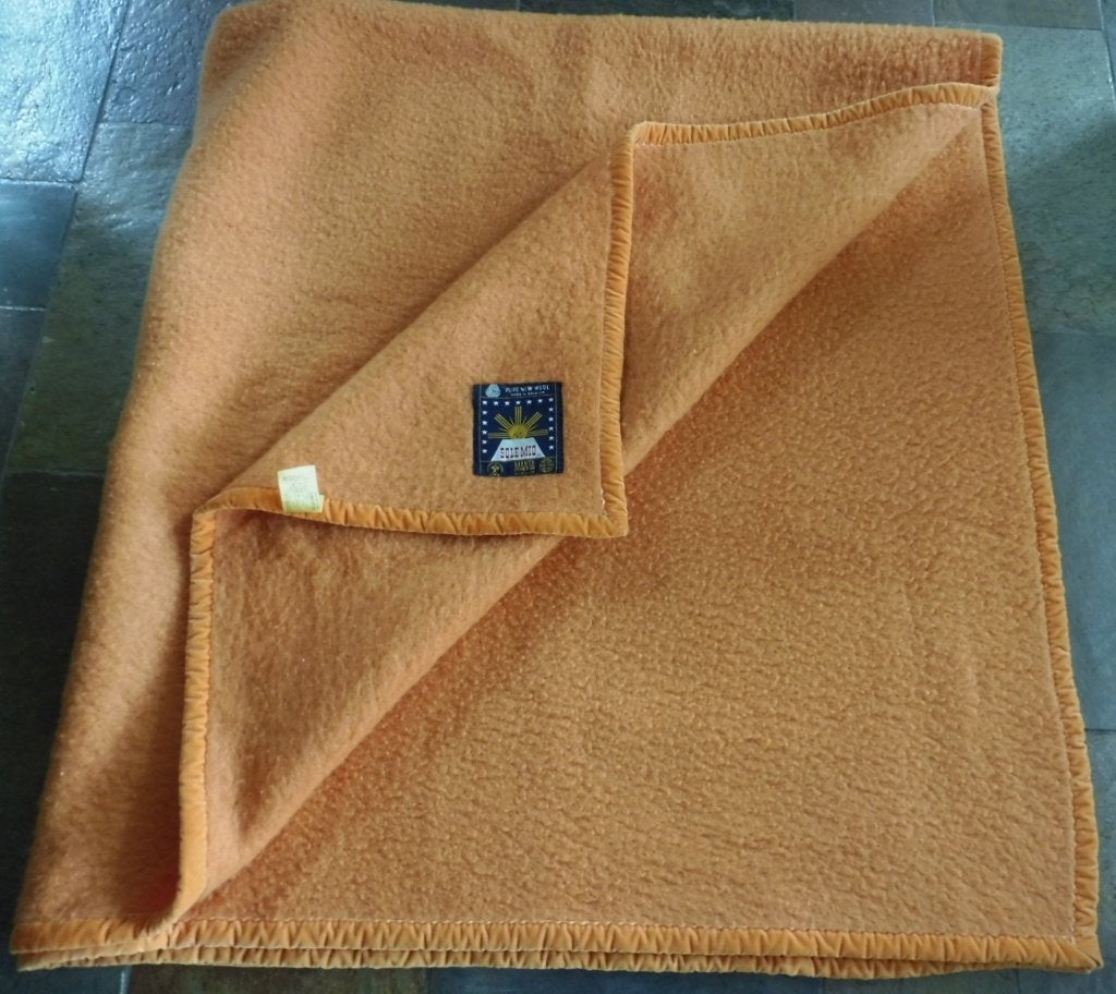 Mooie Sole Mio wollen deken 220 x 240 cm wol plaid kleed, Ophalen, Zo goed als nieuw