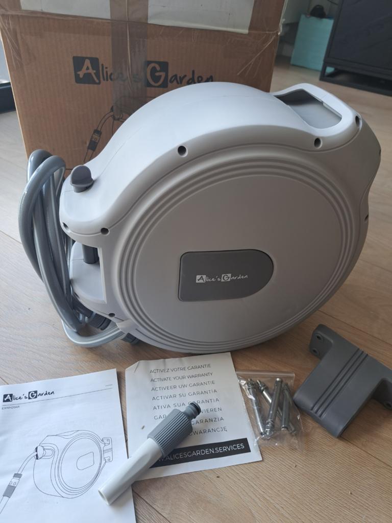 Nieuwe tuinslang (20 m) met wandhaspel grijs , ongebruikt, Ophalen, Nieuw, Tuinslang