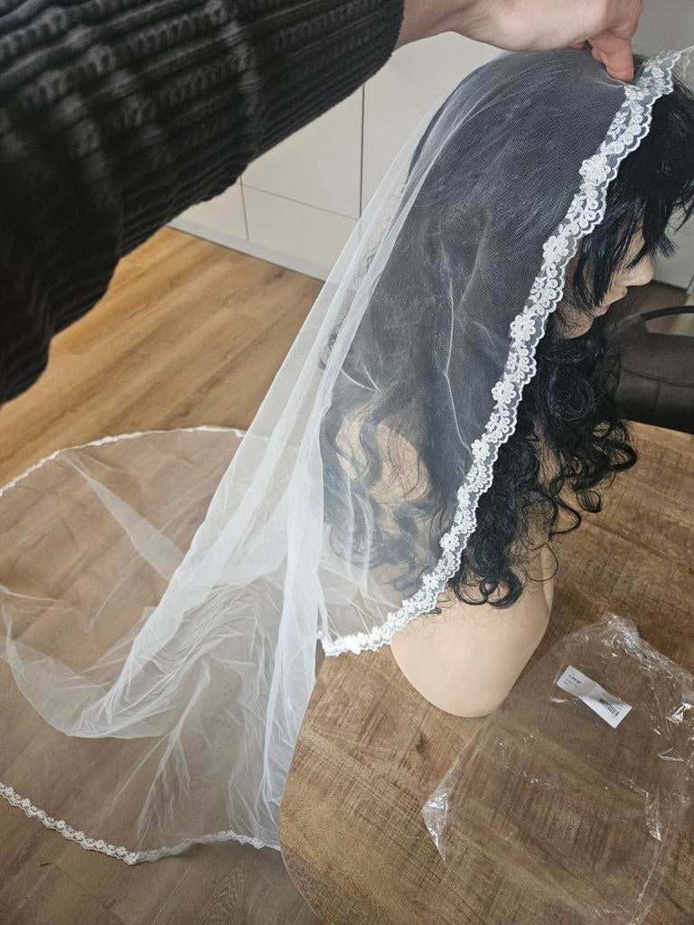 Prachtige spaanse mantilla kathedraal sluier kant ivory, Ophalen of Verzenden, Nieuw, Wit, Accessoires