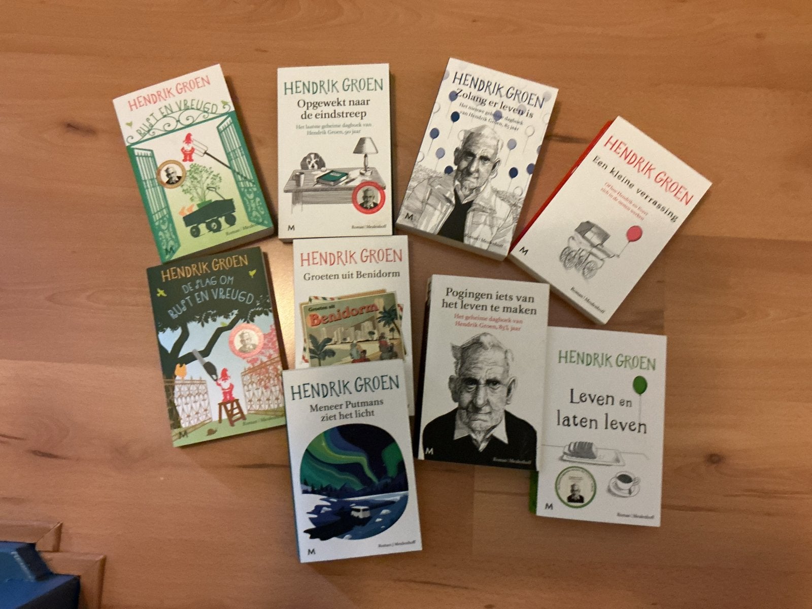 Complete collectie Hendrik Groen boeken - Zo goed als nieuw, Boeken, Ophalen of Verzenden, Zo goed als nieuw, Nederland