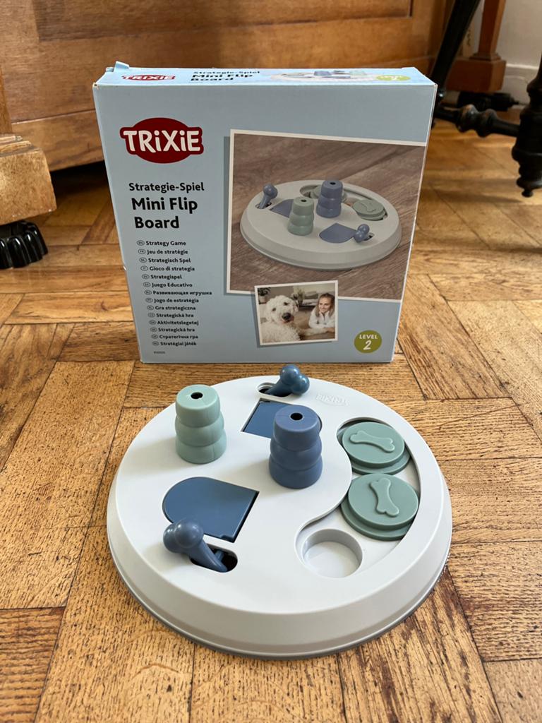 Trixie strategie spel Mini flip board honden level 2, Dieren en Toebehoren, Hondenspeelgoed, Ophalen of Verzenden, Zo goed als nieuw