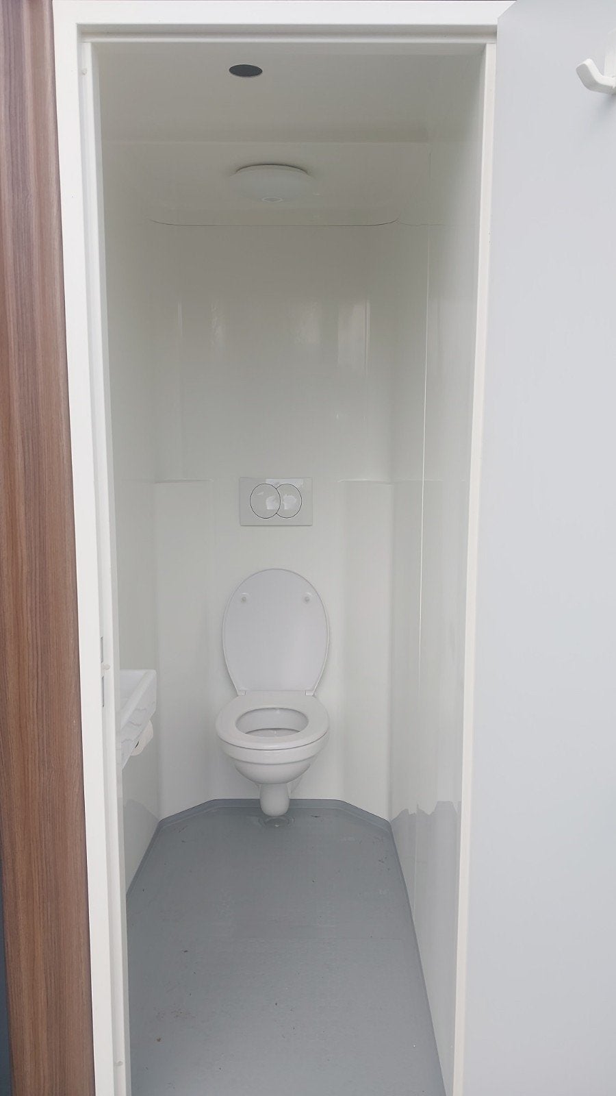 Mooie toilet unit op bokwielen 90x180cm, Verzenden, Vtv, I, G