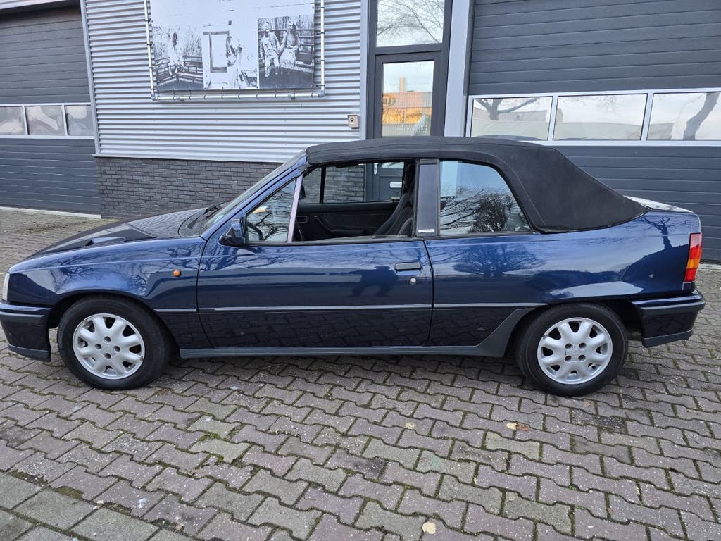 Opel KADETT-E-CABRIO C2.0NE GSI OPNIEUW GESPOTEN (bj 1990), foto 7