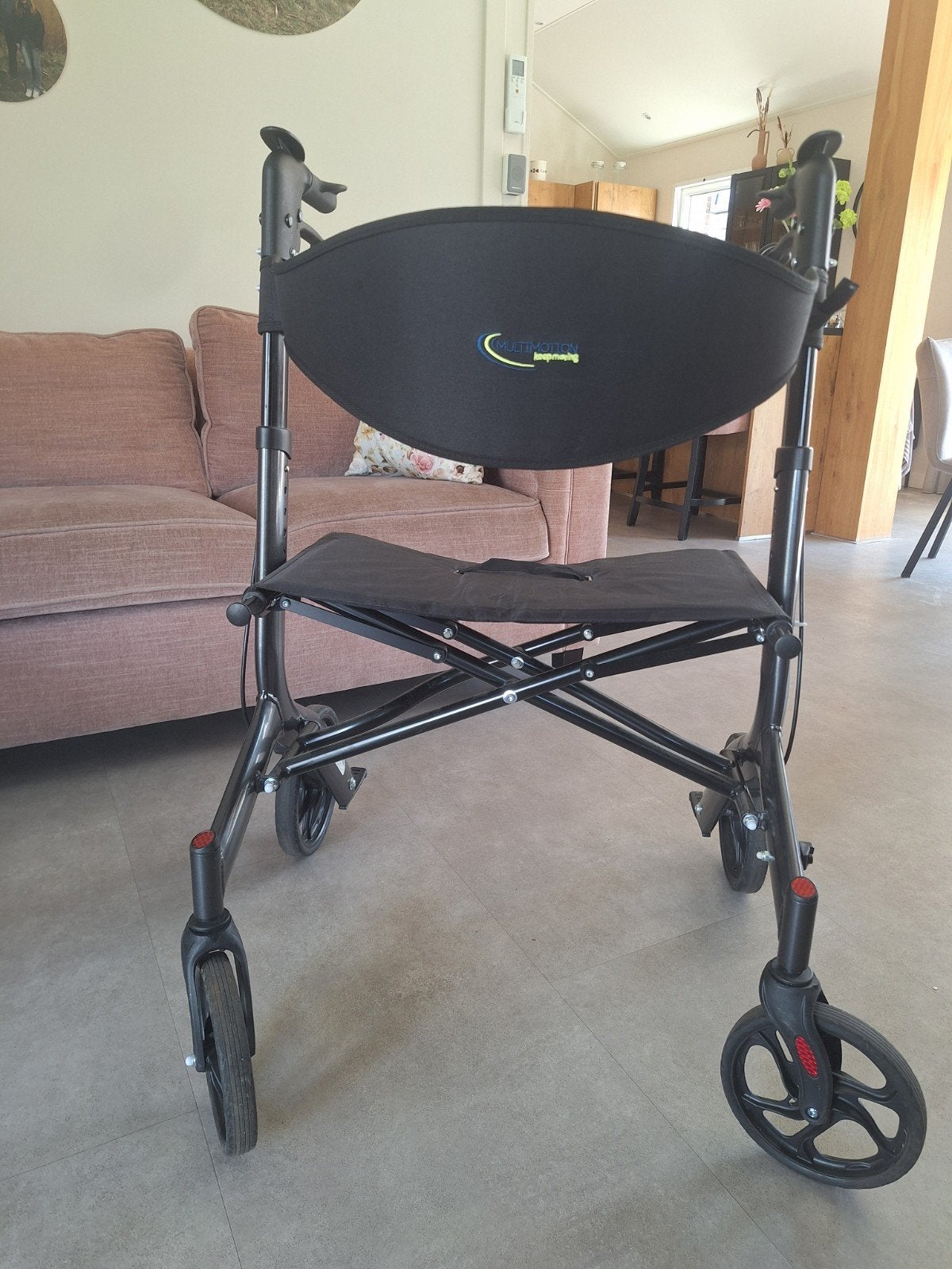 Multimotion Light  XL rollator, Ophalen