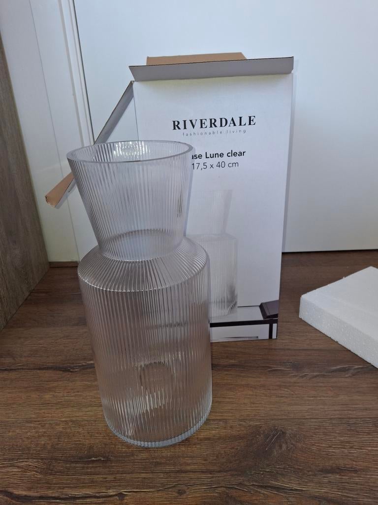 Riverdale vaas lune, nieuw, Ophalen, Nieuw, Minder dan 50 cm, Minder dan 5 flessen