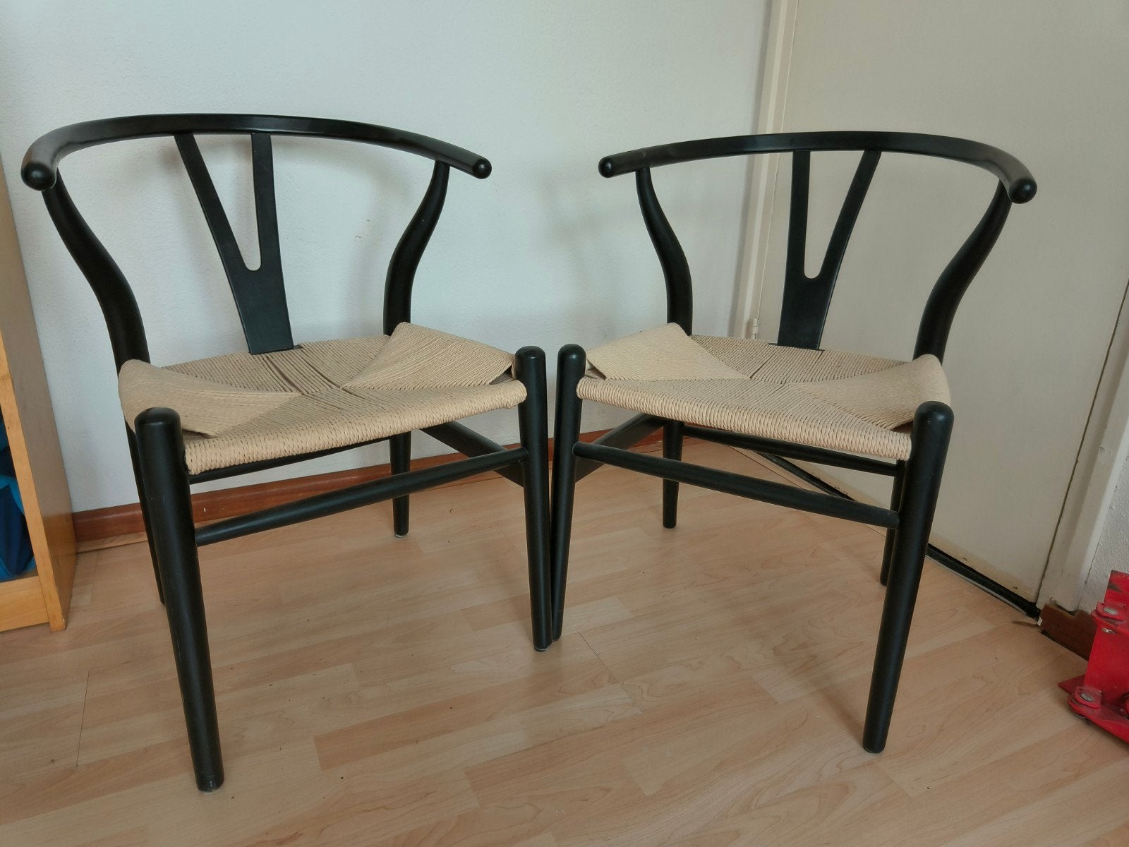Zwarte Wishbone stoelen set, Huis en Inrichting, Ophalen, Twee, Zwart, Hout