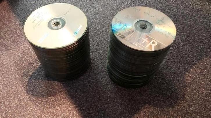 cd's/dvd's, voor discoparty, kleuterwerkjes, etc.(per 100), Ophalen of Verzenden