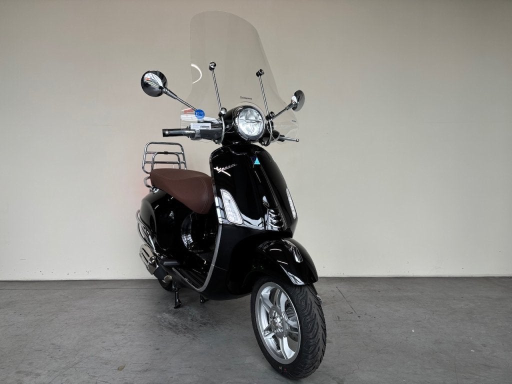 Vespa Primavera Nero Convinto (glans zwart) NIEUW 0 KM, Niet ingevuld, Maximaal 45 km/u, Niet ingevuld, Nieuw