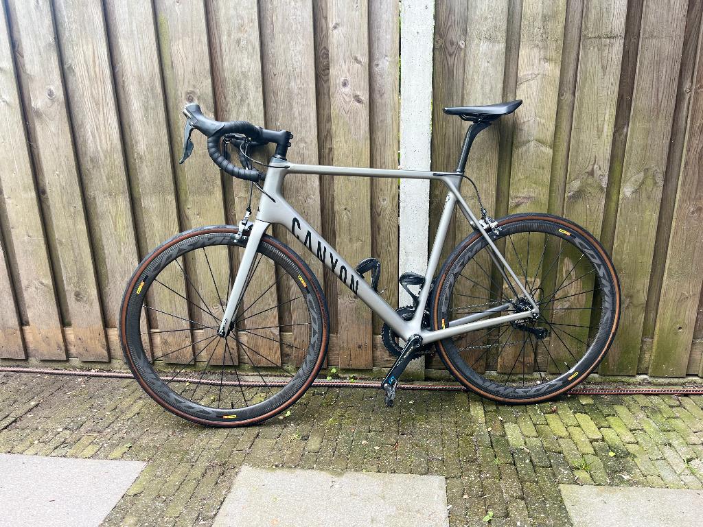 Canyon Ultimate CF SLX 8.0 (XL) mét Stages powermeter, Fietsen en Brommers, Fietsen | Racefietsen, 28 inch, Carbon, Zo goed als nieuw