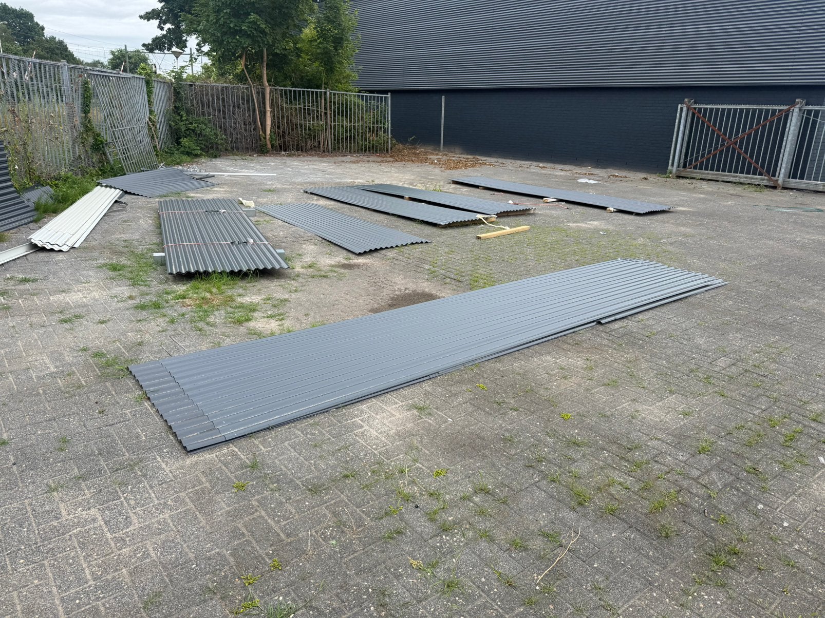 Gevel platen ongeveer 15 stuks, Doe-het-zelf en Verbouw, Platen en Panelen, Ophalen of Verzenden, Zo goed als nieuw
