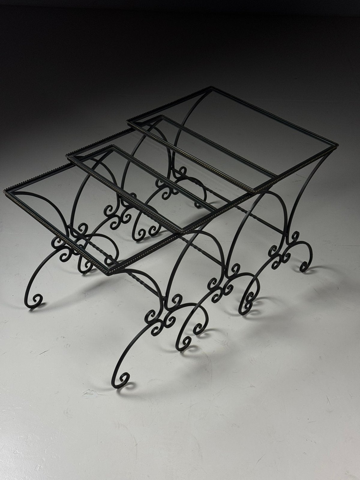 Set smeedijzeren nesting tables, Ophalen of Verzenden