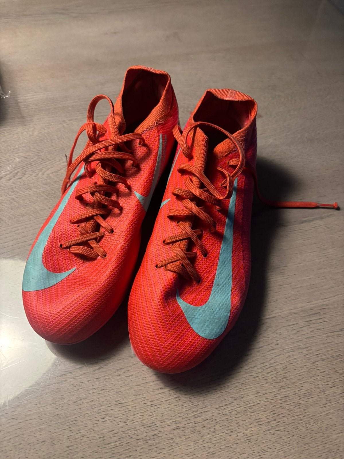 Nike voetbalschoenen maat 38, Gebruikt, Maat XS of kleiner, Schoenen, Ophalen of Verzenden