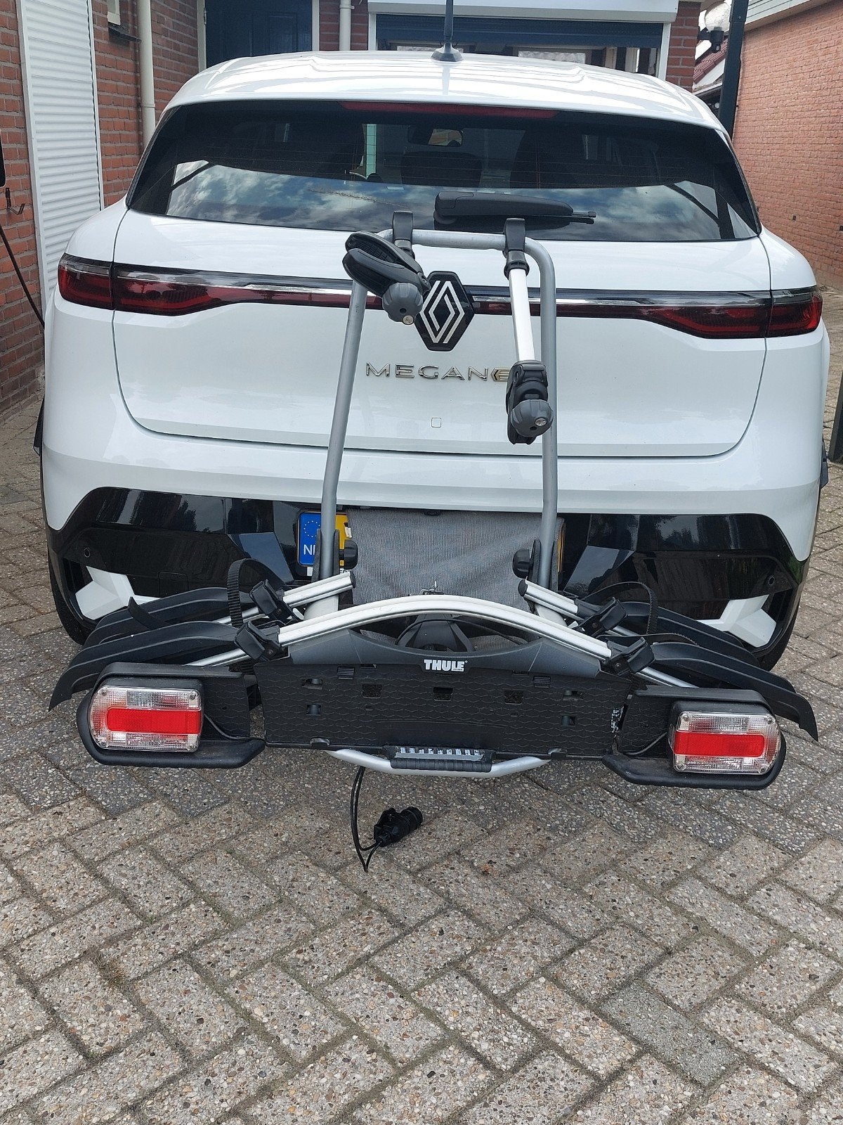 Thule EuroWay G2 921 Trekhaakdrager voor 2 fietsen, Auto diversen, Ophalen, 2 fietsen, Zo goed als nieuw, Trekhaakdrager