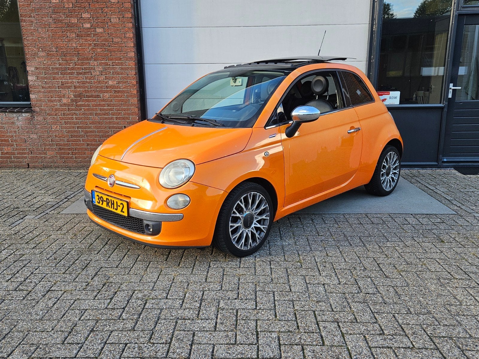Fiat 500 0.9 Twinair PANO LEDER APK 3-2027 《》MET WERK!!《》, Auto's, Voorwielaandrijving, Euro 5, Overige kleuren, 905 kg
