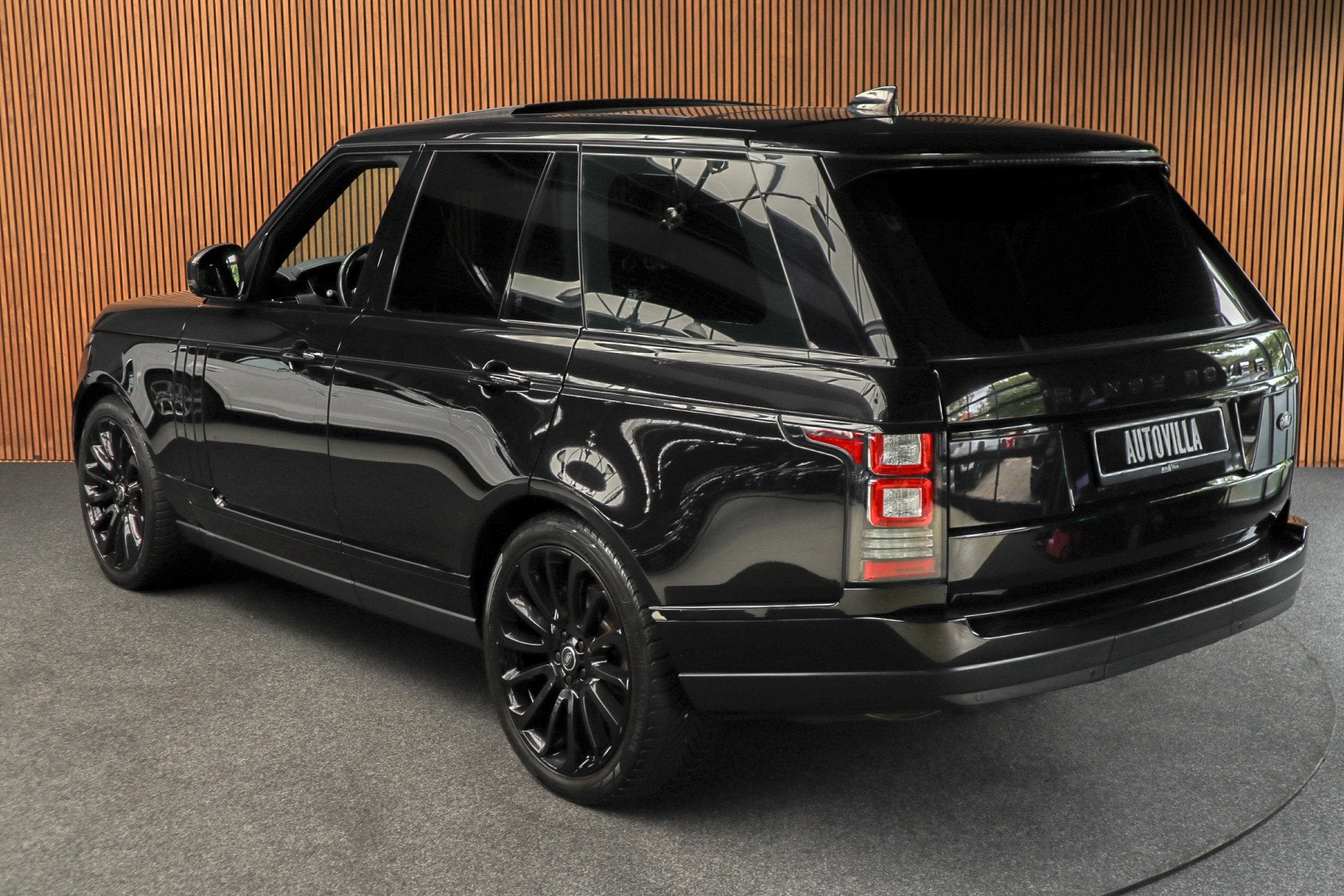 Land Rover Range Rover 3.0 TDV6 HSE Black Pack Pano Meridian, Auto's, Gebruikt, Zwart, 2993 cc, 258 pk
