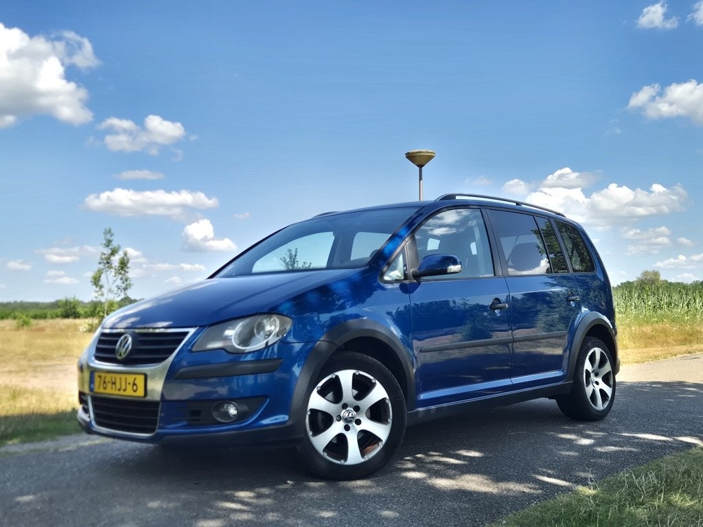 Volkswagen Touran 1.4 TSI Cross, 7-persoons (bj 2009), Auto's, Volkswagen, Gebruikt, 4 cilinders, 7 stoelen, Origineel Nederlands