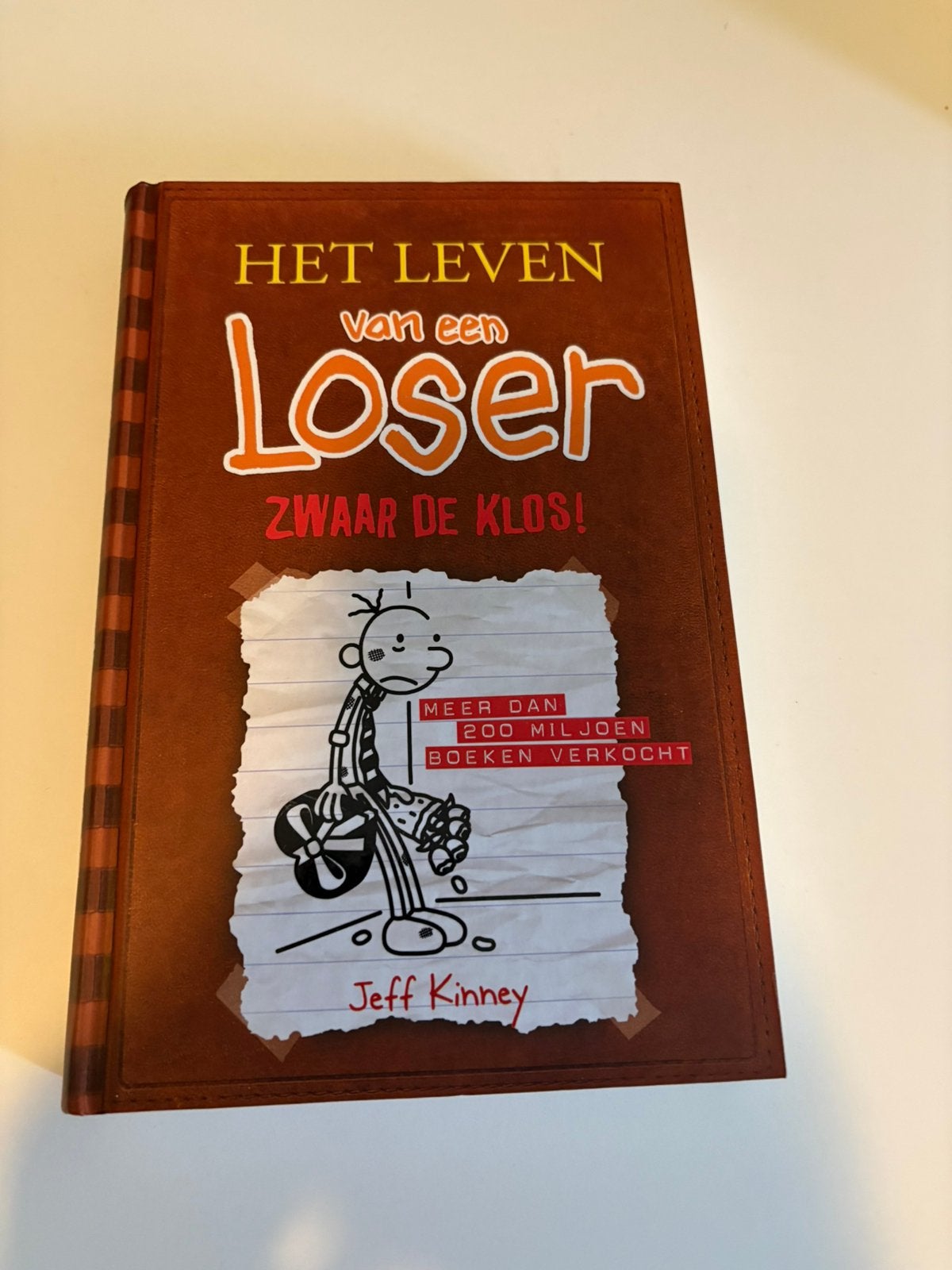 Leven van een loser Zwaar de klos, Ophalen of Verzenden, Zo goed als nieuw, Verhalen