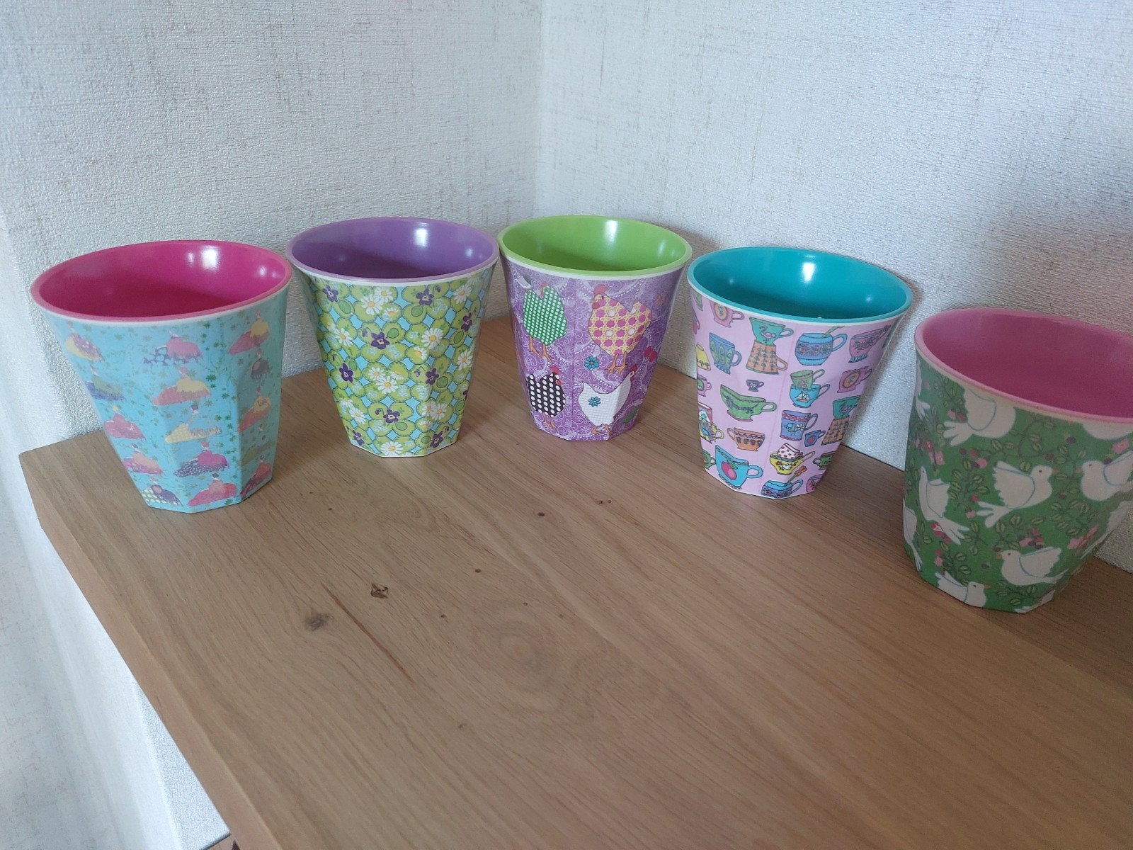 5 vrolijke drink bekers, Kunststof, Gebruikt, Ophalen of Verzenden, Kom(men)