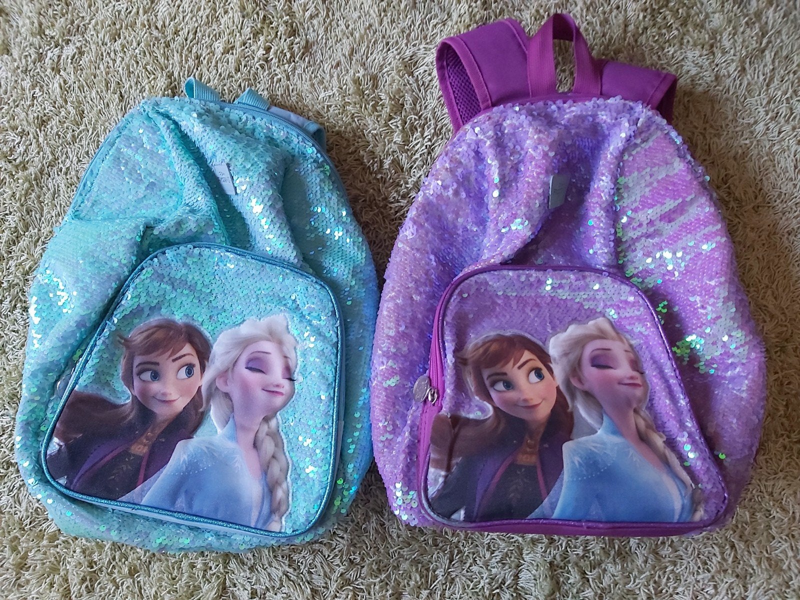Frozen rugzakken met pailletten - Anna & Elsa, Gebruikt, Minder dan 30 cm, Disney of Dora, Ophalen of Verzenden