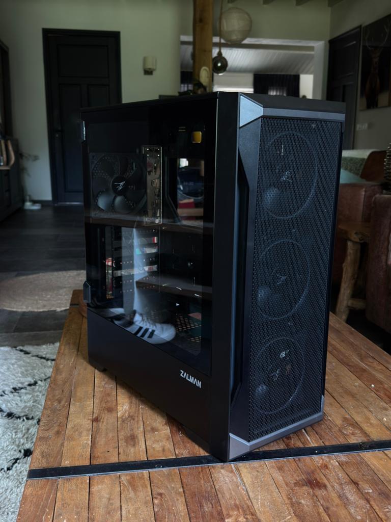 Zalman pc kast - Z8 MS, Ophalen of Verzenden