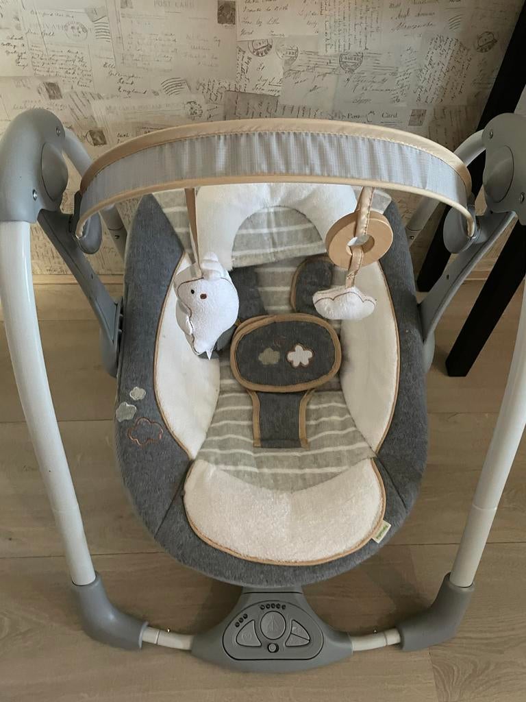 Ingenuity Swing 'n Go Deluxe Baby Swing - Grijs, Ophalen of Verzenden, Zo goed als nieuw