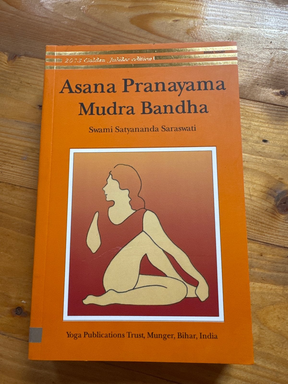 Asana Pranayama Mudra Bandha - Yoga Handboek, Ophalen of Verzenden, Gelezen, Gezondheid en Conditie