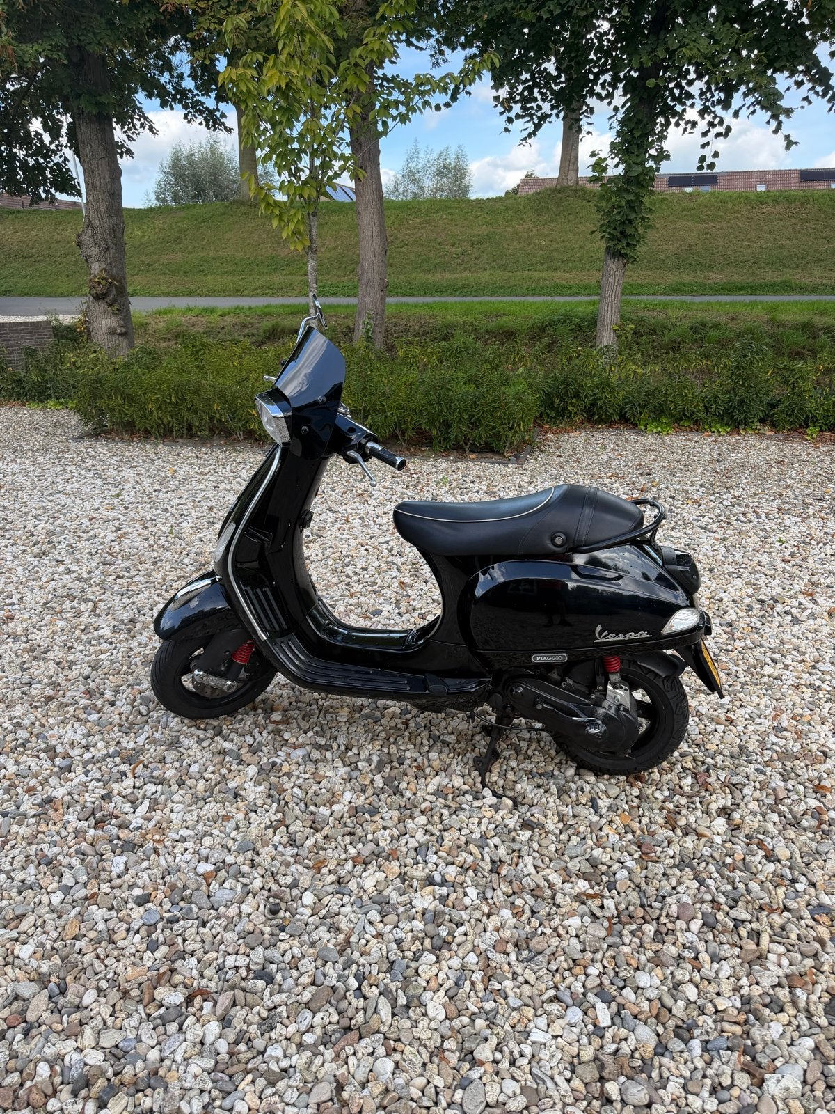 Vespa S 50 2-takt - Zwart - Goed onderhouden, Ophalen, Tweetakt, Gebruikt, Maximaal 45 km/u