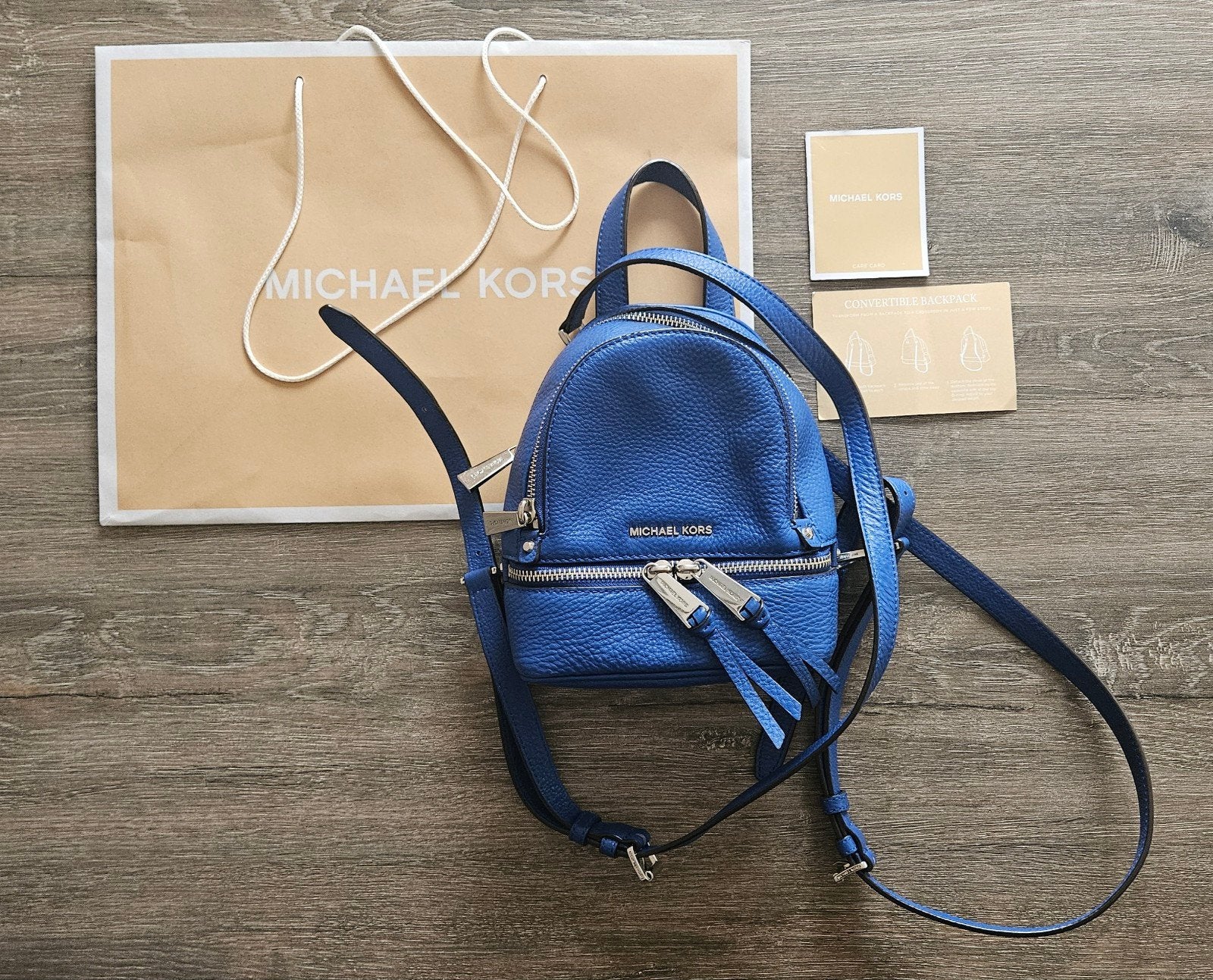 Michael Kors Rhea Small Mini Rugzak - Blauw Leer, Ophalen of Verzenden, Zo goed als nieuw, Blauw, Handtas
