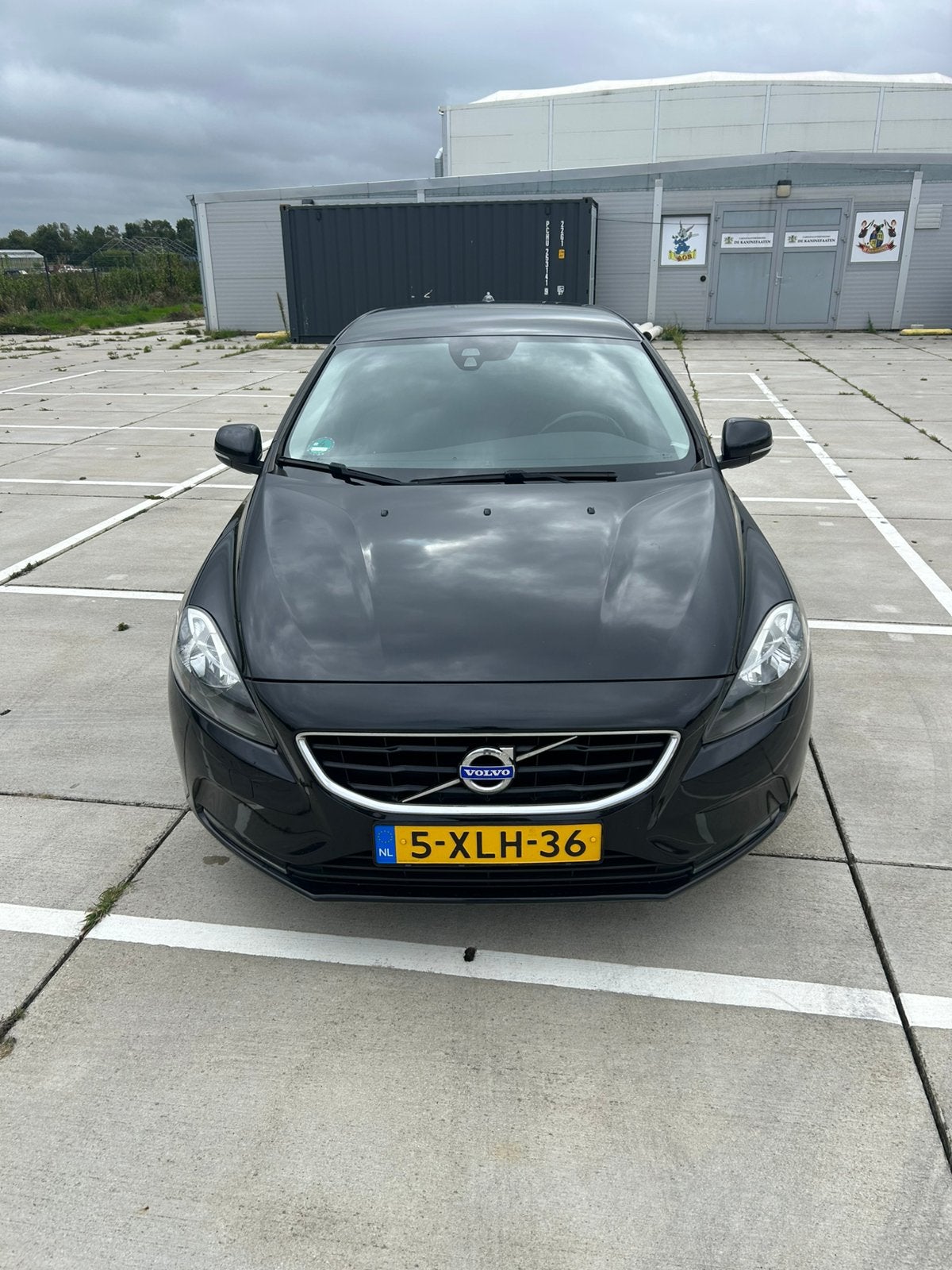 Volvo V40 1.6 D2 115PK 2014 Zwart, Auto's, Voorwielaandrijving, 4 cilinders, Zwart, Origineel Nederlands