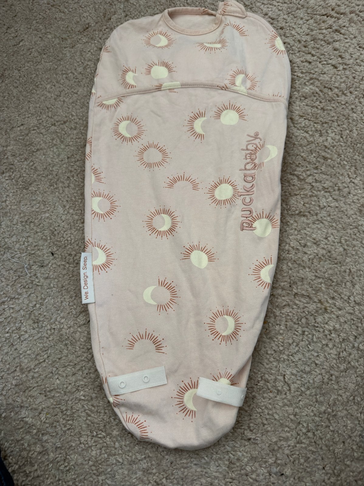 Puckababy piep slaapzakje - Roze met zon/maan print, Kinderen en Baby's, Ophalen, Wasbaar, Puckababy, Zo goed als nieuw