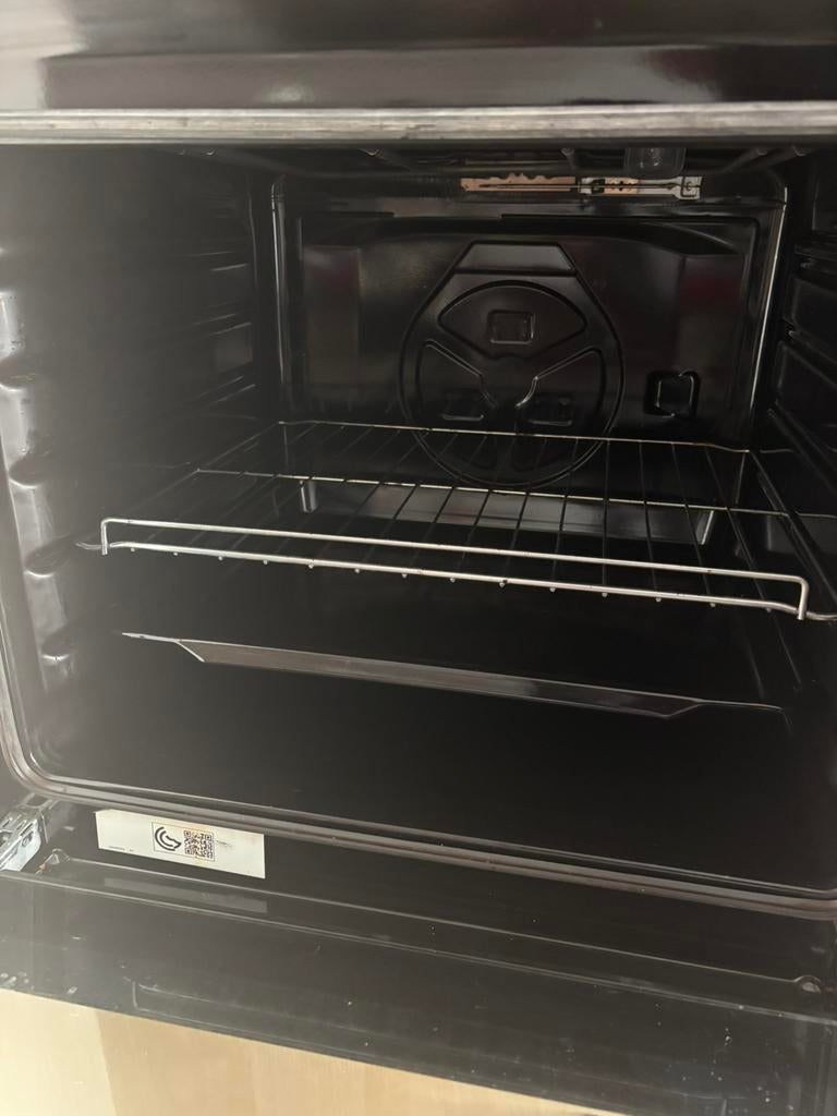 IKEA LAGAN Oven, z.g.a.n. - Perfect voor elke keuken, Witgoed en Apparatuur, Ovens, Ophalen of Verzenden, Zo goed als nieuw, Oven