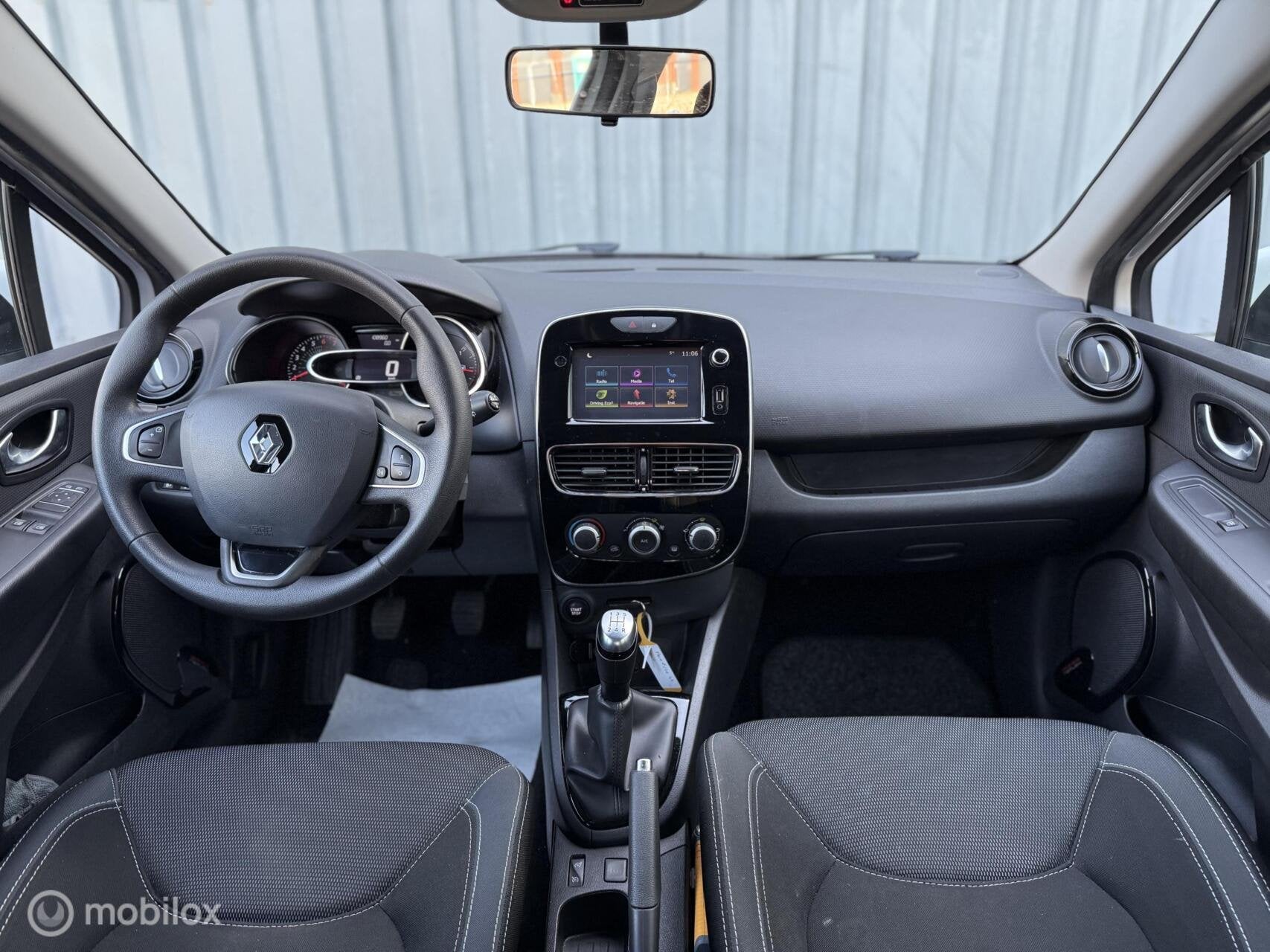 Renault Clio 0.9 TCe Zen | Navi | Airco | PDC, Auto's, Renault, Voorwielaandrijving, 898 cc, Stof, Origineel Nederlands