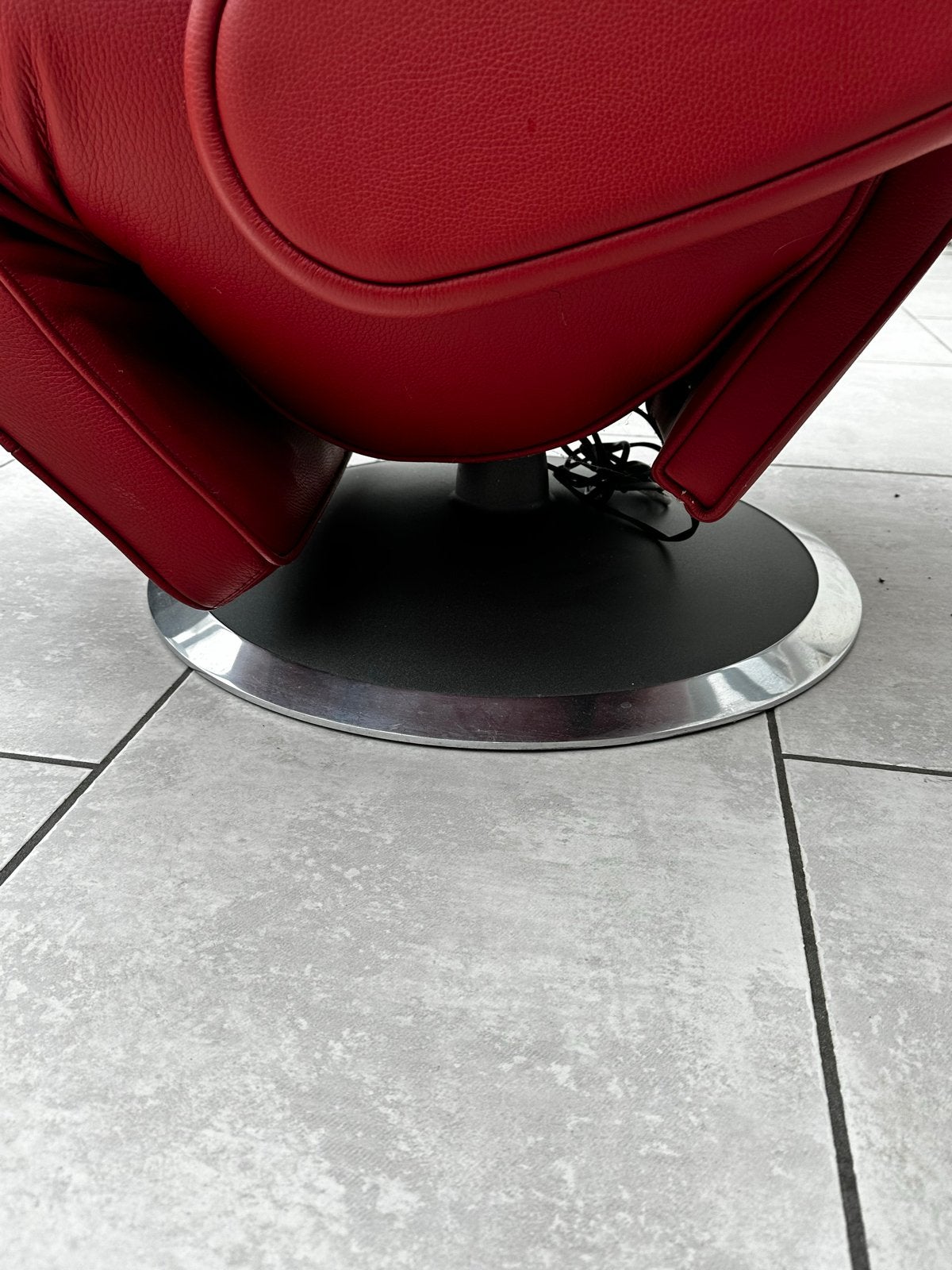 Leolux Helical relaxfauteuil, Leer, Ophalen of Verzenden, Zo goed als nieuw, Eén