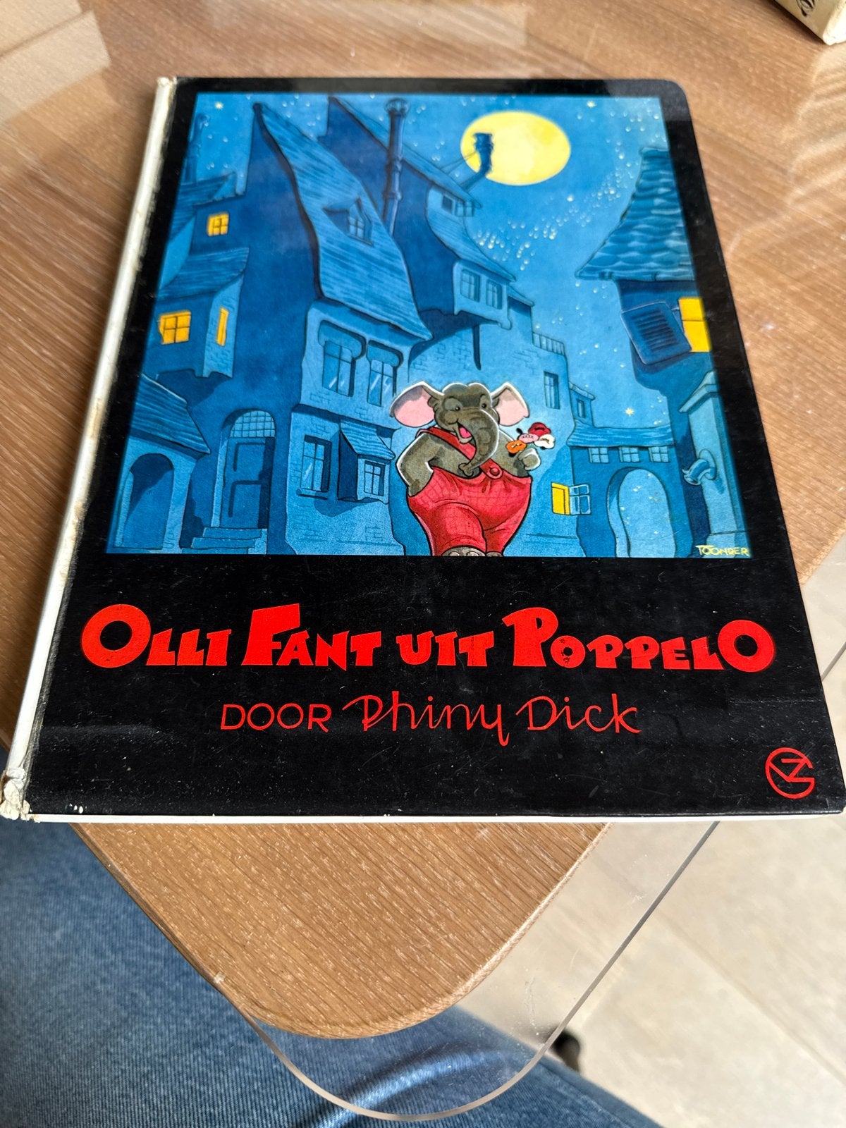 Olli fant uit Poppelo - Phiny Dick, Ophalen of Verzenden, Gelezen, Fictie algemeen
