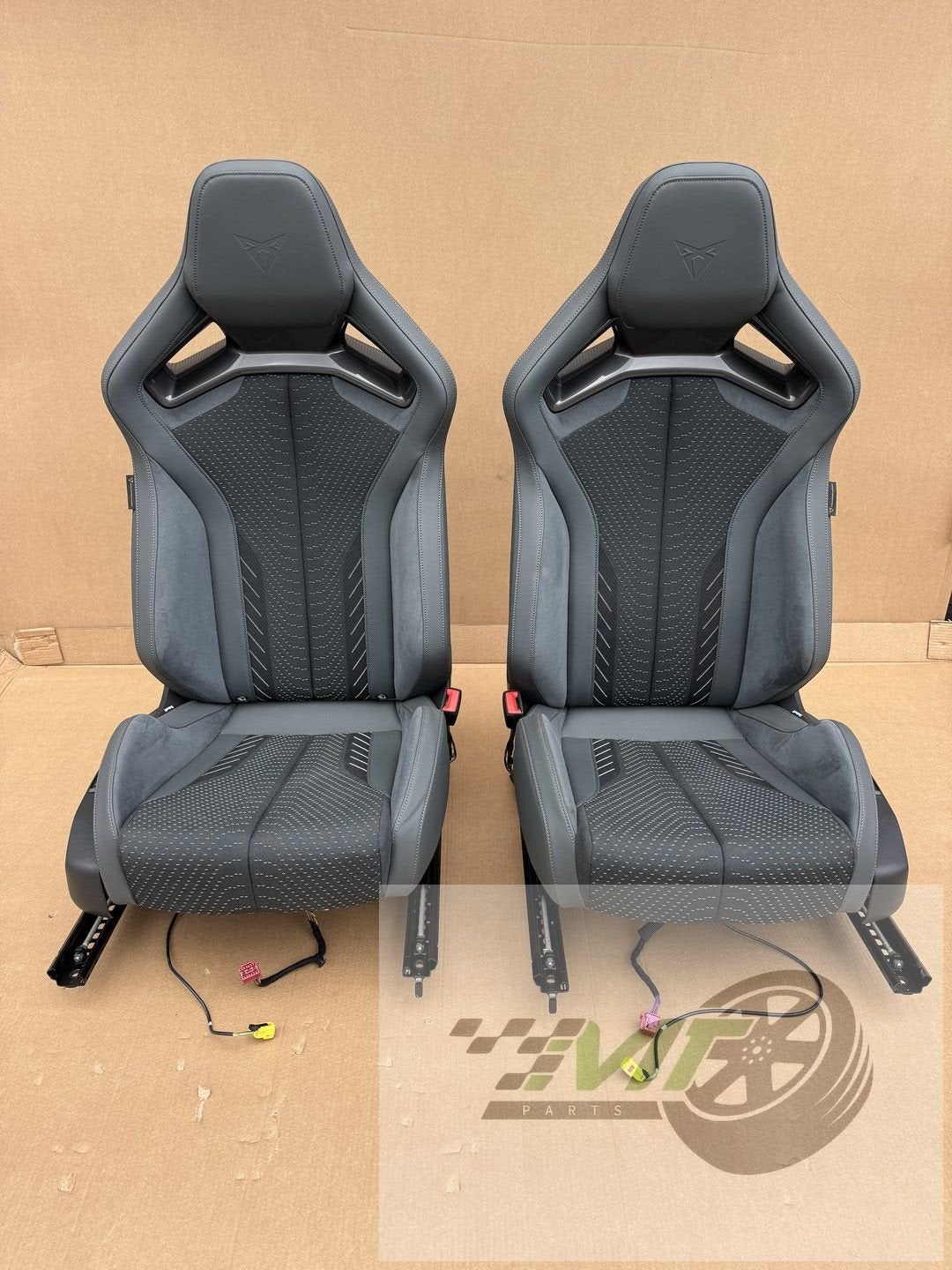 Cupra Formentor Leon Schalensitze schaalstoel bucket seat vw, - customercare@seat.es, Ophalen of Verzenden, - SEAT S.A, - Autovía A-2, Km 585 08760 Martorell Espana