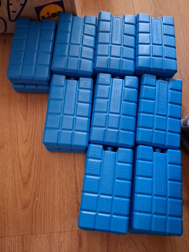 Koel elementen 16 stuks voor 1 prijs, Ophalen of Verzenden, Koeltas, Koelelement