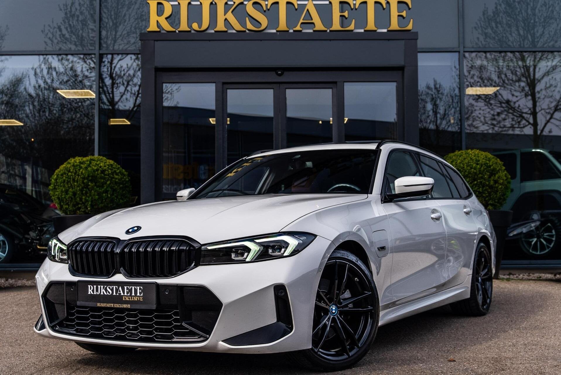 BMW 3-serie Touring 320e|PANO|CARPLAY|CAMERA|KEYLESS|LASER, Auto's, BMW, Bedrijf, Te koop, 3-Serie, ABS, Achteruitrijcamera, Airbags