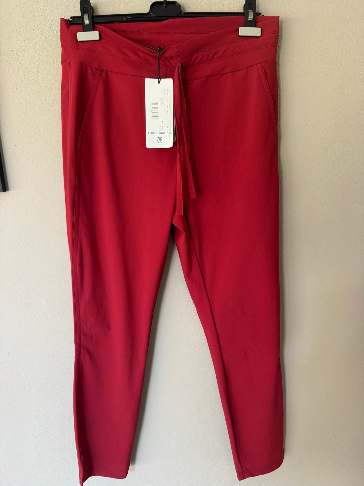 Studio Anneloes Start Up trousers Ruby Red maat M nieuw, Maat 38/40 (M), Nieuw, Ophalen of Verzenden, Driekwart
