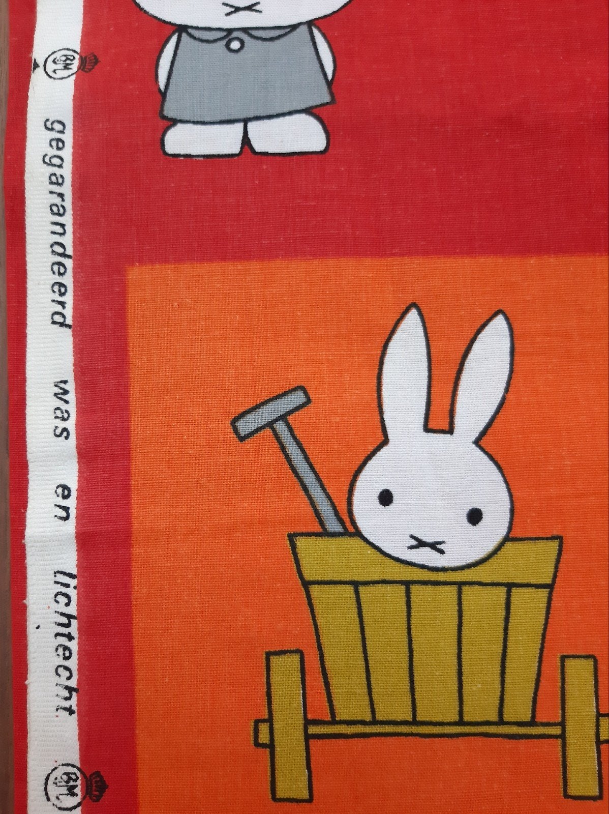Originele Dick Bruna Nijntje stof - Zeer goede staat, Ophalen of Verzenden, Zo goed als nieuw, Meerkleurig, Overige materialen