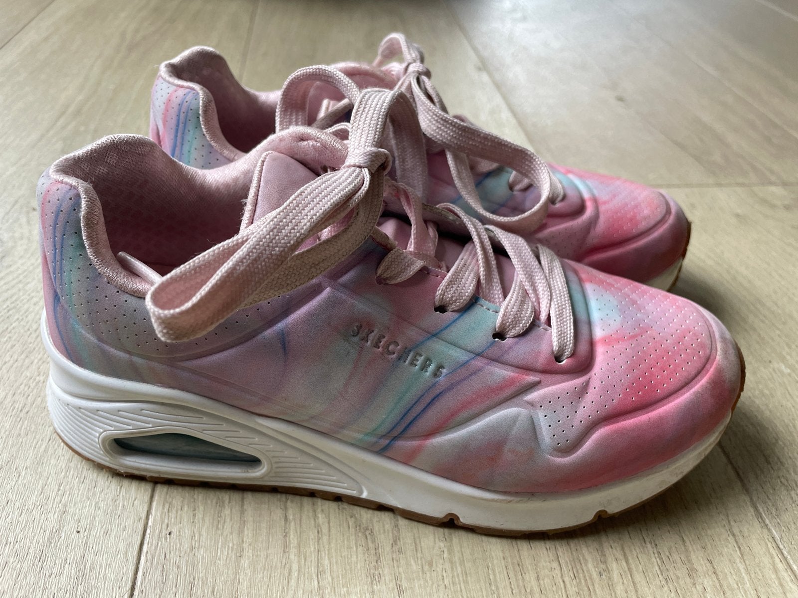 Skechers sportschoenen / sneakers, maat 32, Ophalen of Verzenden, Zo goed als nieuw, Meisje, Sportschoenen