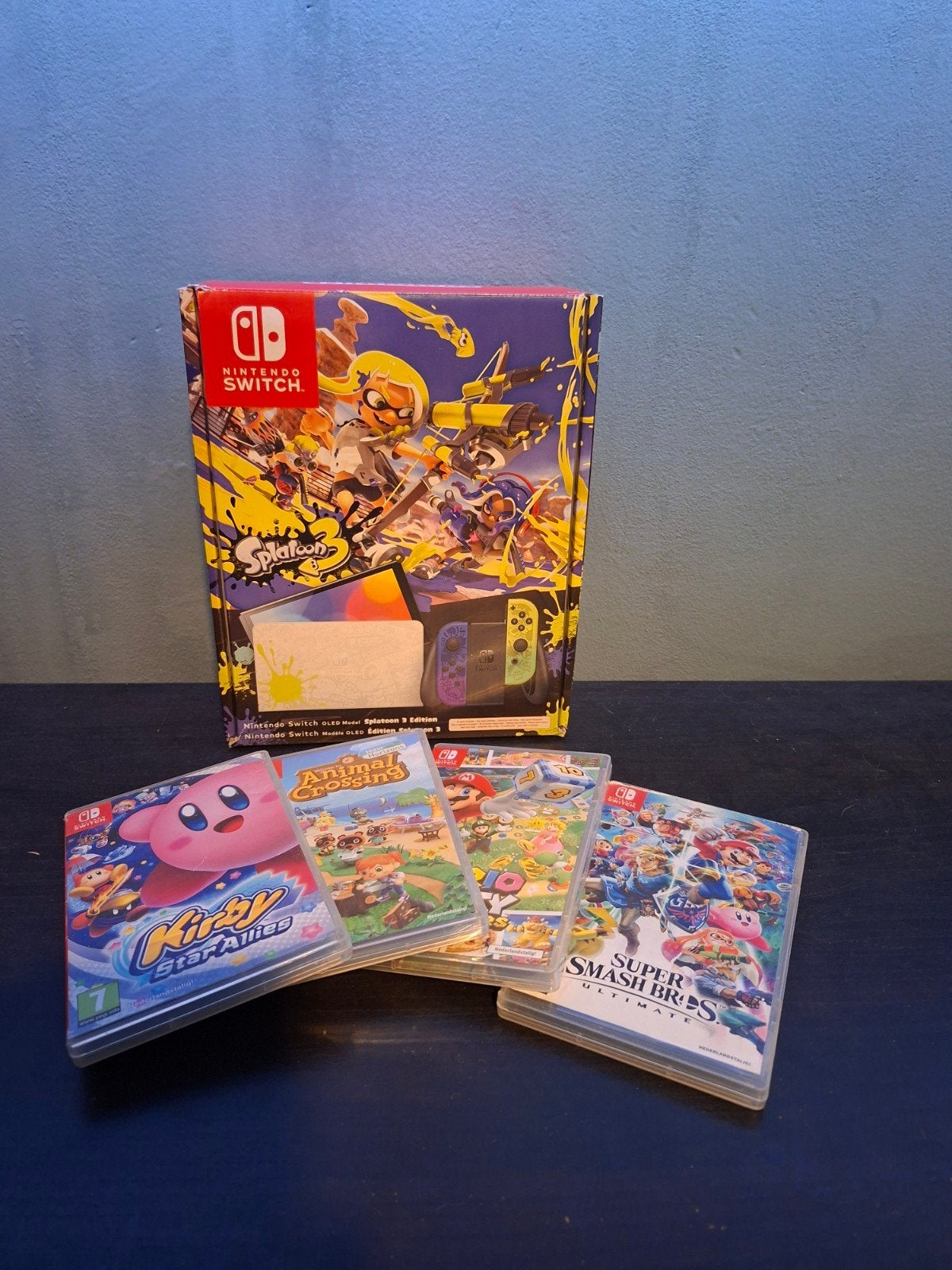 Nintendo Switch OLED Splatoon 3 Editie + 4 Games