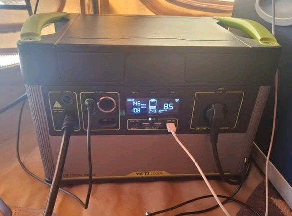 Goal Zero Yeti 1500x Powerstation + Ranger 300 zonnepaneel, Ophalen, Zo goed als nieuw