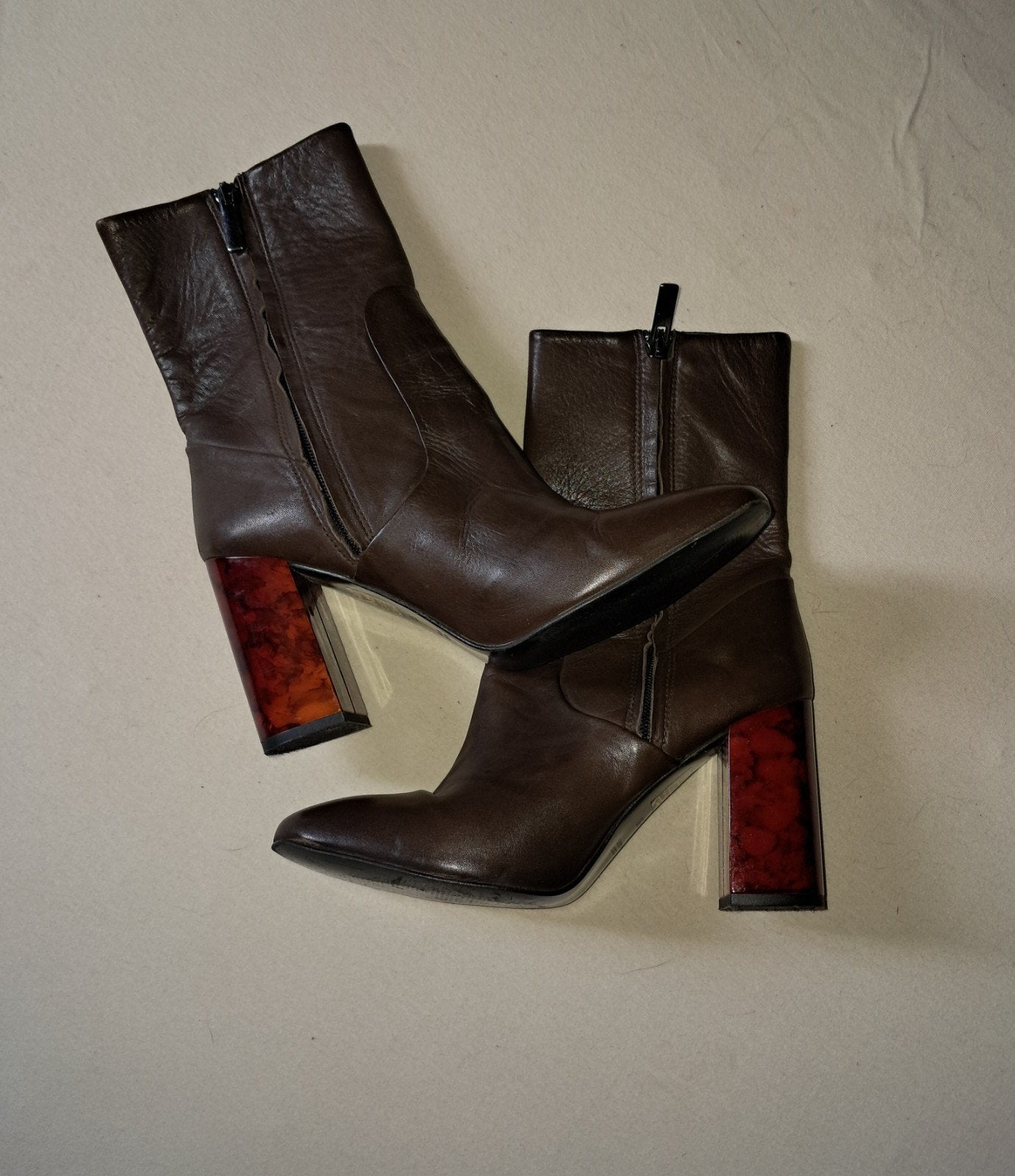 Bruine leren laarsjes, Sacha, z.g.a.n., Maat 39, hak 9 cm, Bruin, Lage of Enkellaarzen, Ophalen of Verzenden, Zo goed als nieuw