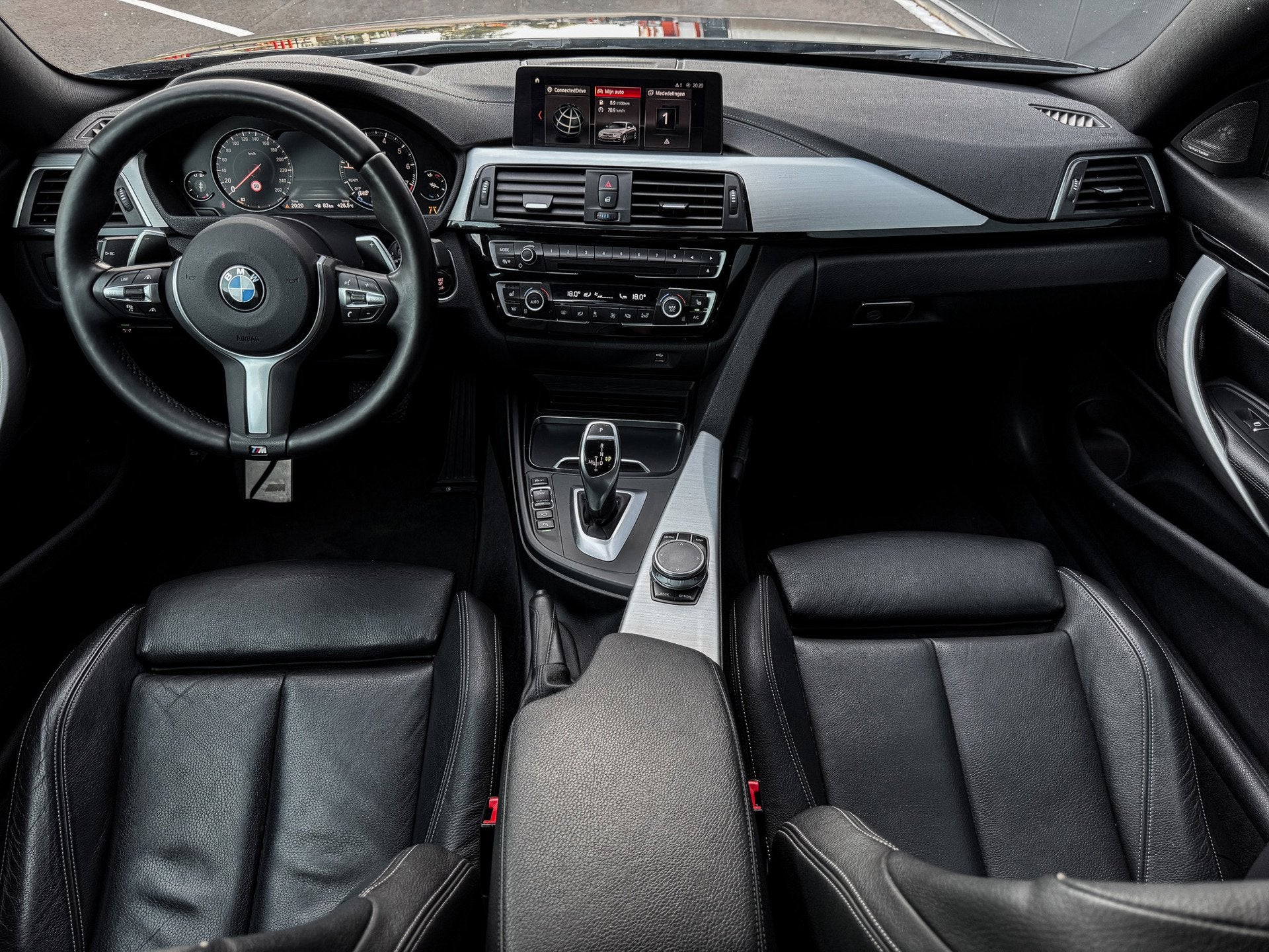 BMW 4-serie Coupé 440i 3X M-SPORT LCI 326 PK H&K/HUD/CARPLA, Automaat, Gebruikt, 4-Serie, 327 pk