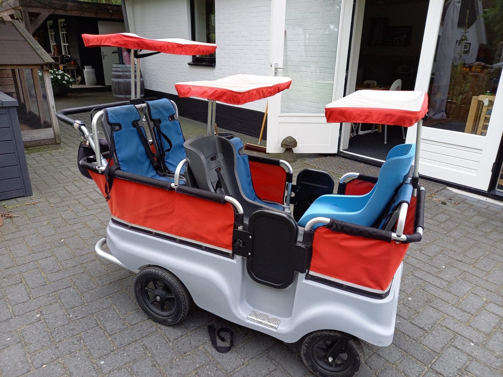 Kiddybus 6-persoons - Ideaal voor kinderopvang!, 4 kinderen of meer, Gebruikt, Huif, Ophalen