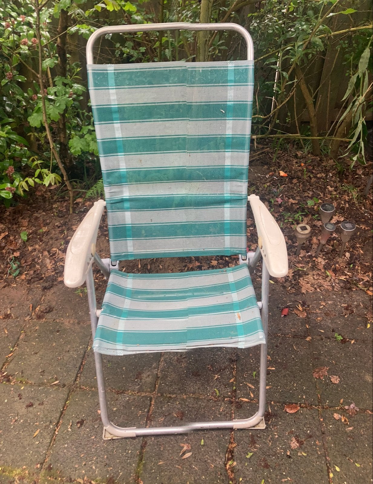 Handige vouwstoel - Ideaal voor camping of tuin, Tuin en Terras, Tuinstoelen, Ophalen of Verzenden, Gebruikt, Aluminium, Inklapbaar